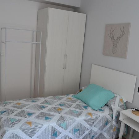 Inmoinsuas Yoana Home Sarria Exterior foto